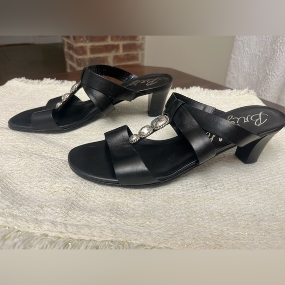 Brighton Tenley Heeled Sandals Leather Size 7.5 Made in Brazil Silver Retro Chic - Picture 3 of 10
